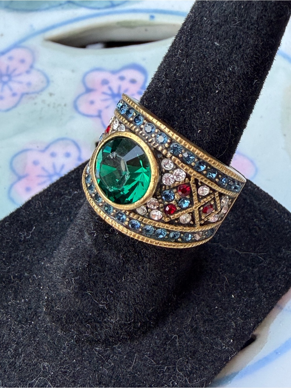 Heidi Daus “Elegant Know-How" Statement Ring *Size 6 - Picture 5 of 6